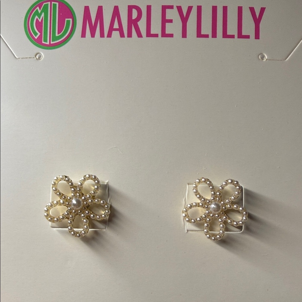 MarleyLilly Silver Floral Pearl-Accent Stud Earrings - Picture 2 of 4